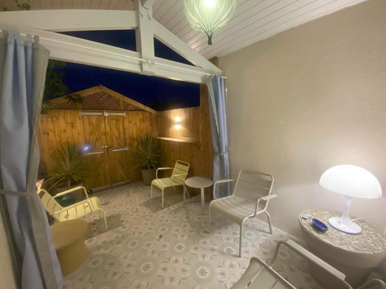 Charming House Close To The Plage Des Huttes Chaucre Exteriör bild